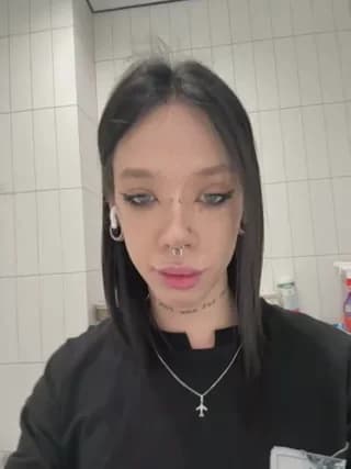 Dasha_WEYT - stripchat