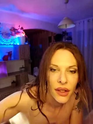 Luna_Kitanna - stripchat