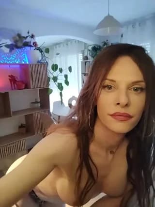 Luna_Kitanna - stripchat